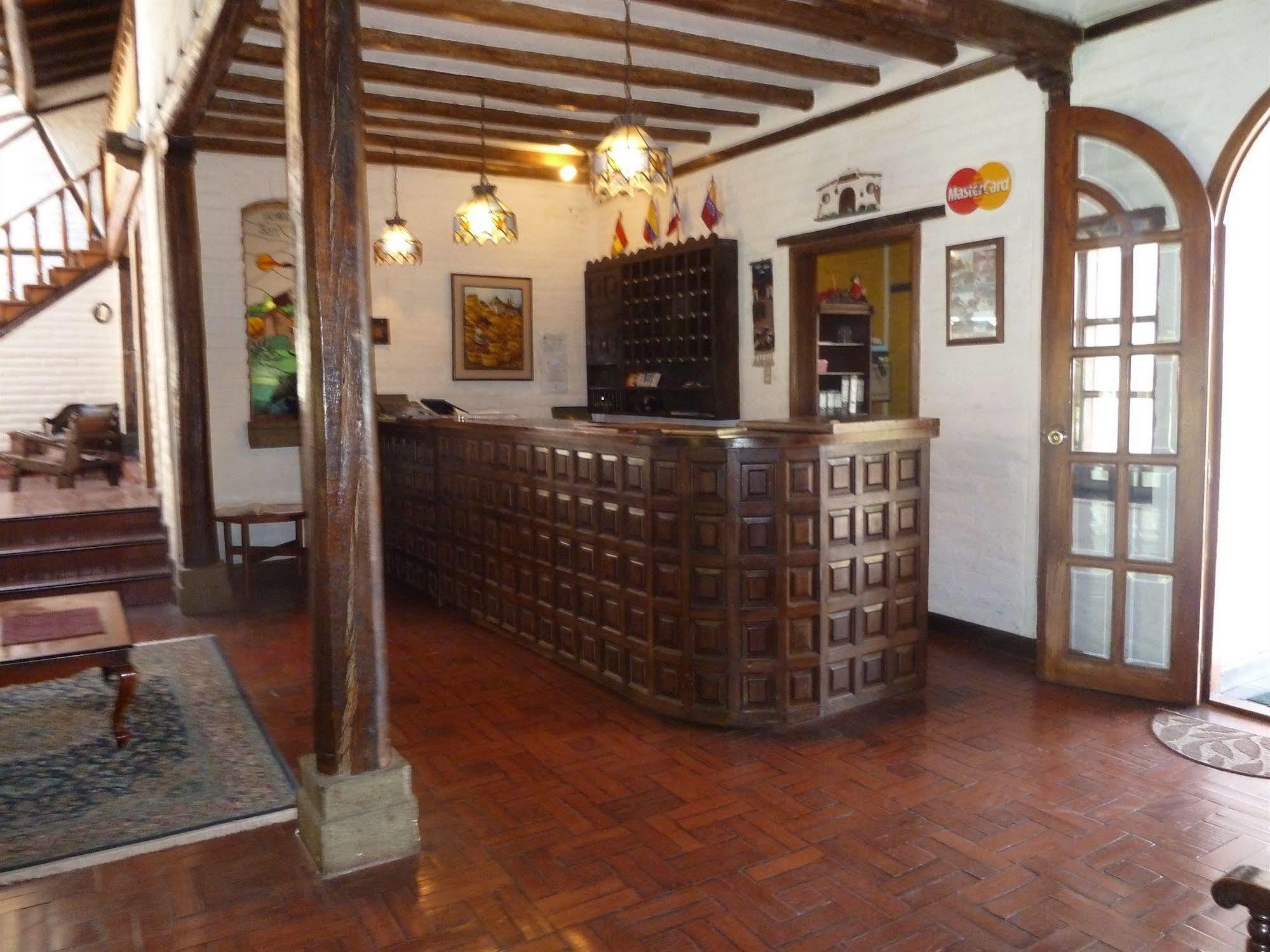 Hacienda Hosteria San Luis 카얌베 외부 사진