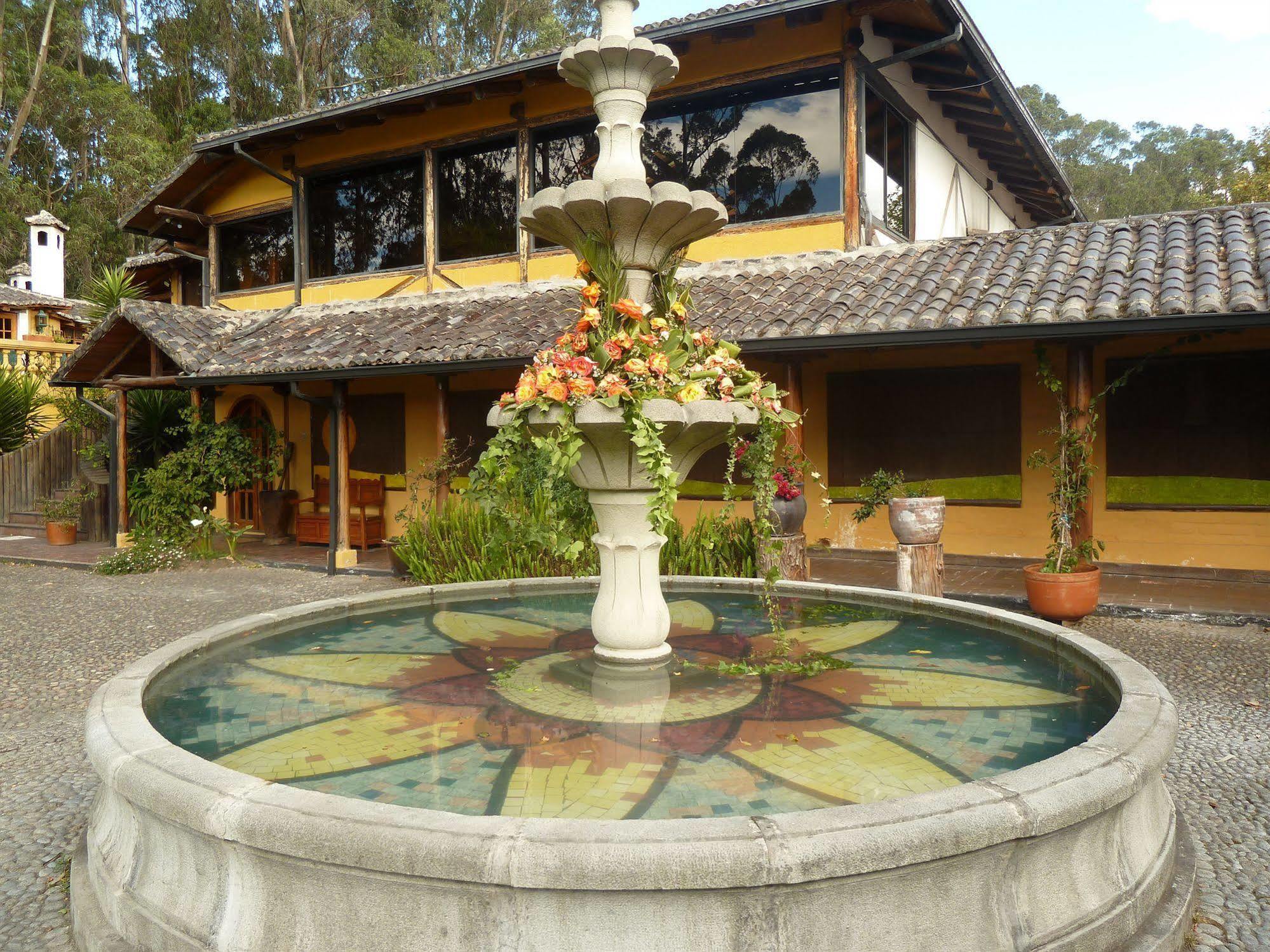 Hacienda Hosteria San Luis 카얌베 외부 사진