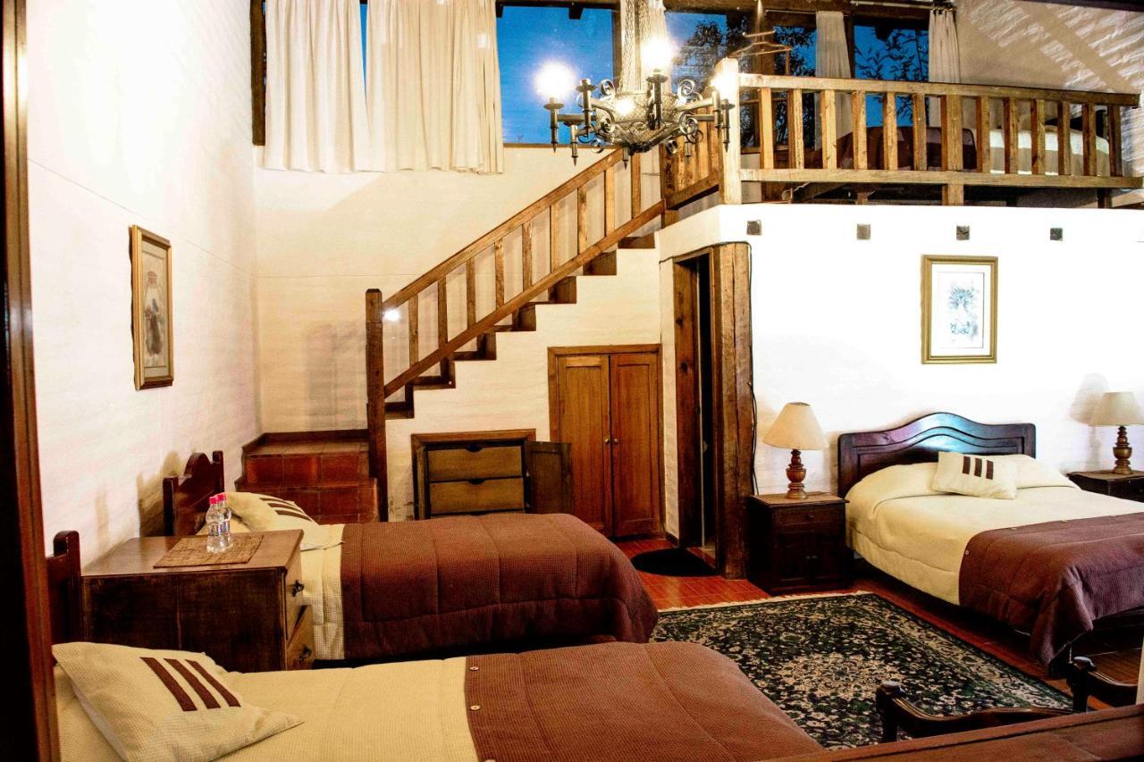 Hacienda Hosteria San Luis 카얌베 외부 사진