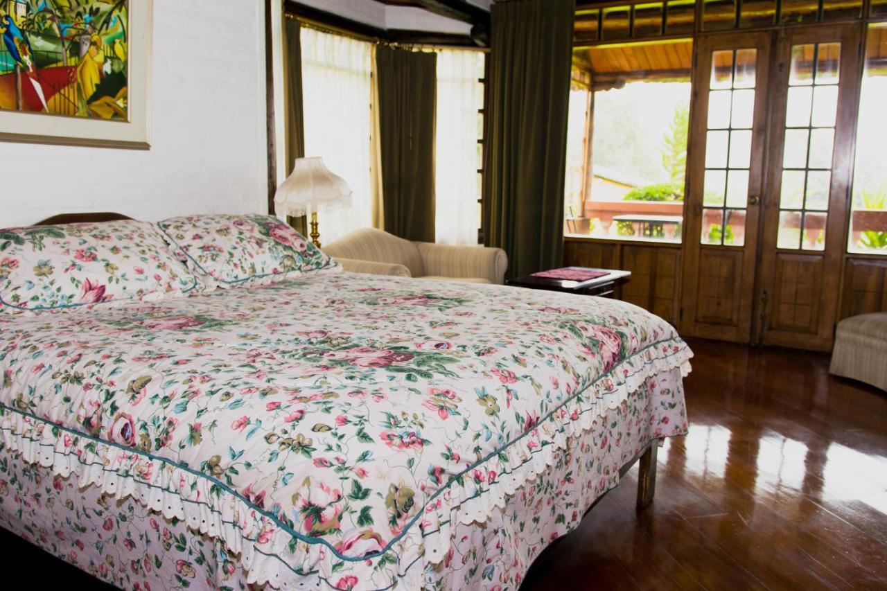 Hacienda Hosteria San Luis 카얌베 외부 사진